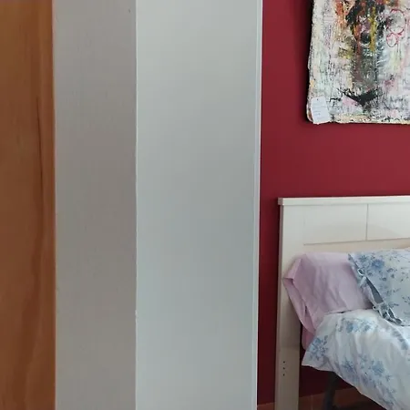 Inn Habitaciones, Escuela De Ninas *